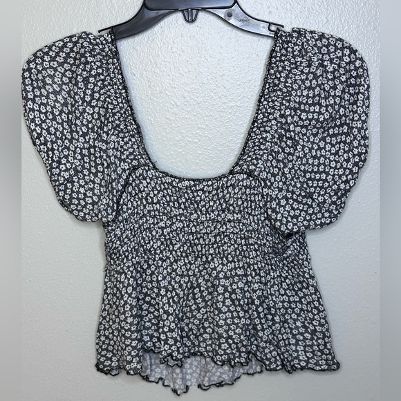 Urban Outfitters Women Black/white Cropped Top Blouse Size Small.‎ - Picture 4 of 8